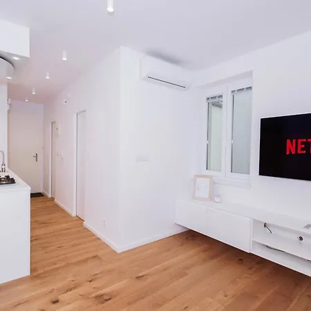 Appartamento Minimalist Scandi - Cozy & Stylish Bratislava