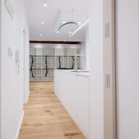 Minimalist Scandi - Cozy & Stylish * Pressburg